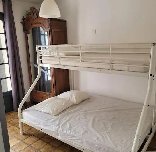 Maison De Rayons De Soleil *